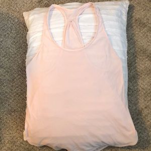 Lululemon 105 F singlet